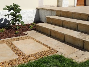 Galeria Schody Nawierzchnie w ogrodzie - projektowanie i wykonawstwo - Łączenie ścieżki i schodów  